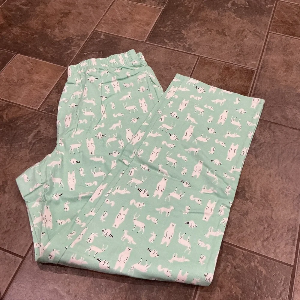 🔥Get 4 items-$30🔥 Men’s light Green Pajamas with animal Print - Picture 4 of 4